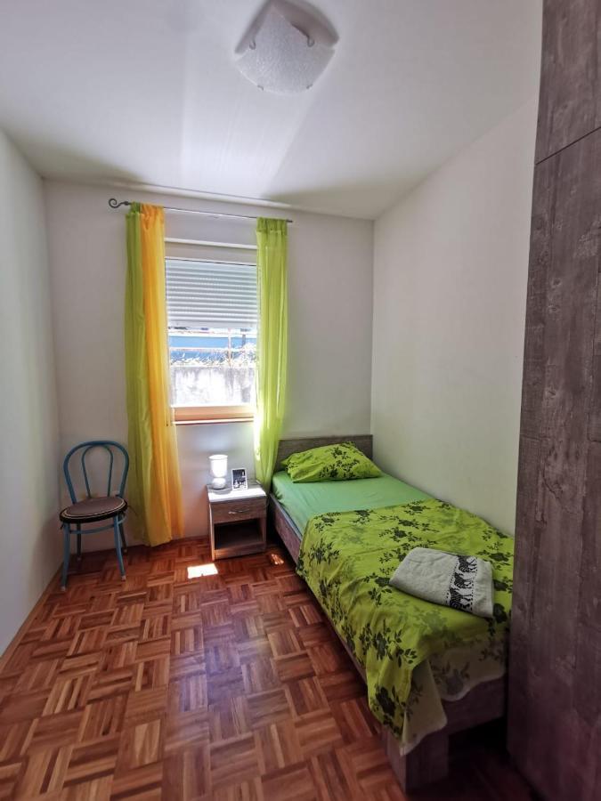 Apartament 奥米沙利 外观 照片