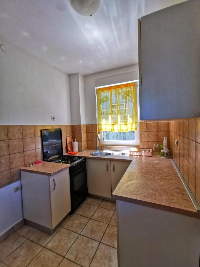 Apartament 奥米沙利 外观 照片